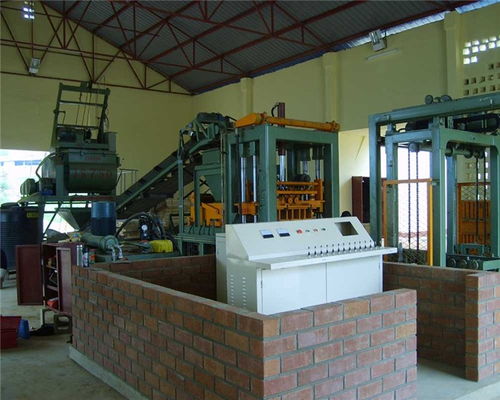 福州華銳方正機械 深耕機械設備研發(fā)，引領(lǐng)制磚機行業(yè)創(chuàng)新